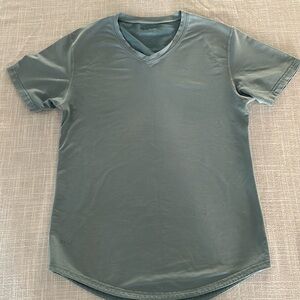 Sport T-shirt by BYLT